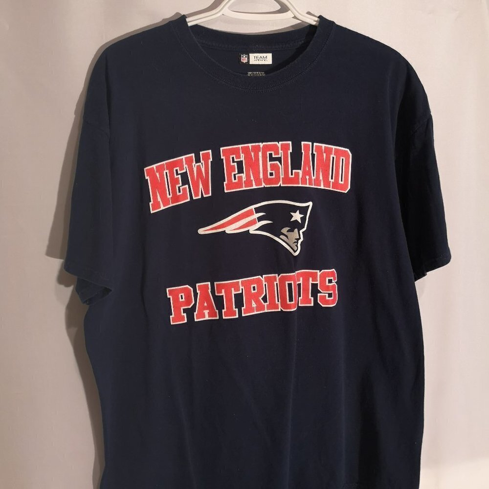 NFL Team Apparel New England Patriots Men's Size XL Navy T-shirt